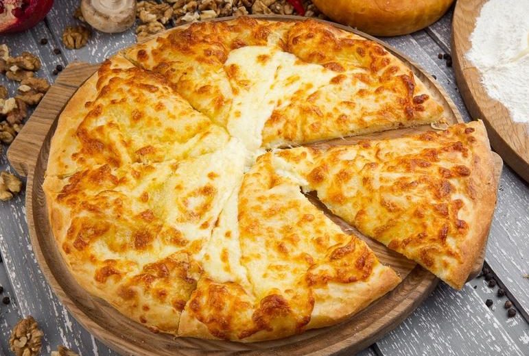 Хачапури по-мегрельски