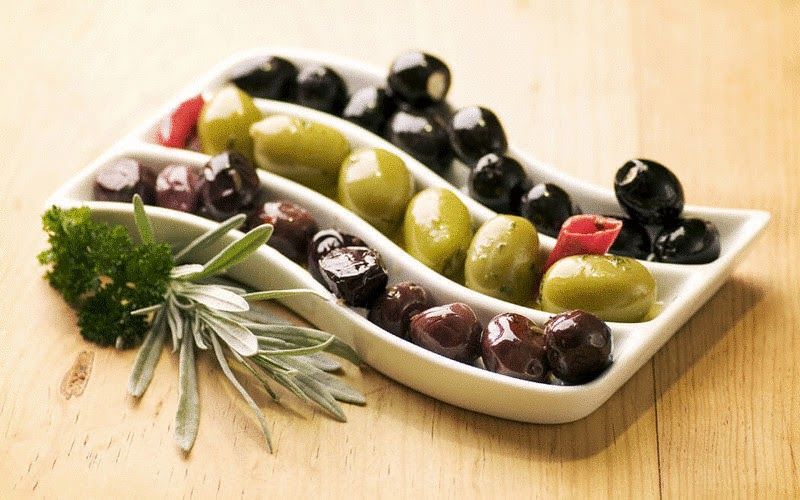 Оливки и маслины